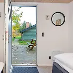 4 Star In Tatil Evi *